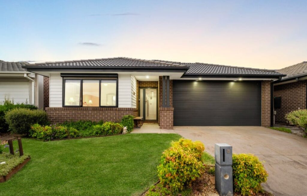 From Sydney to Melbourne in 3 months — how we helped a family relocate AND invest smart.